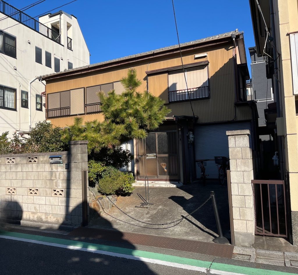 足立区　木造二階建て解体工事