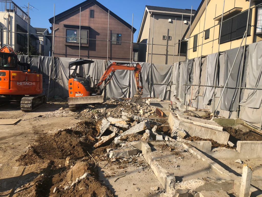 市川市　木造二階建て4棟解体工事